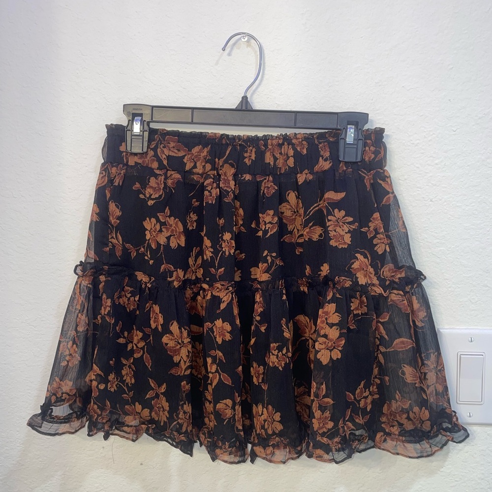 Flowy Fall Skirt (M)- The Impeccable Pig